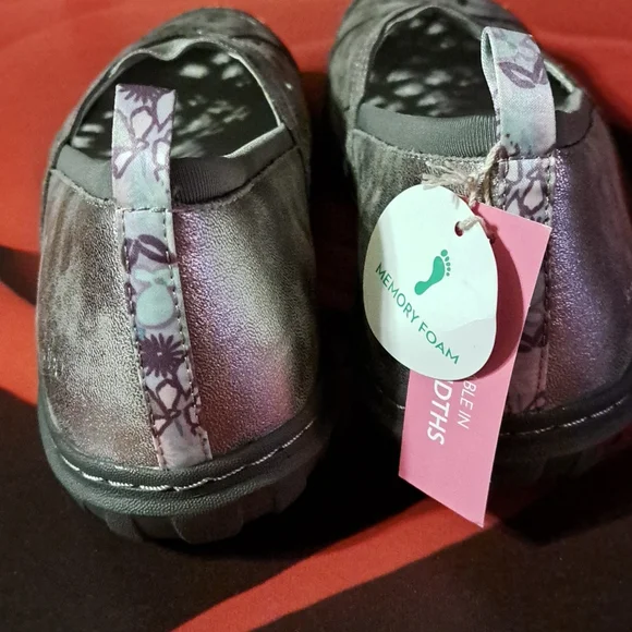 JBU Flats - Picture 4 of 7